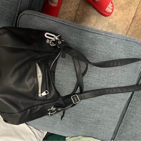 Steve Madden Big Black Purse , roomy good condition some wear - Picture 13 of 15